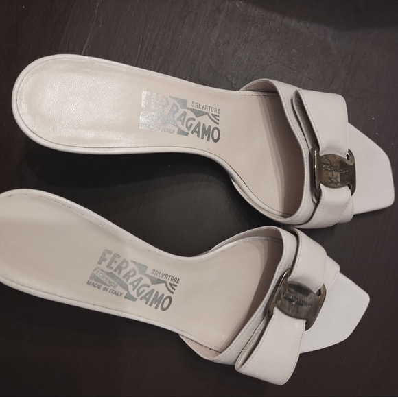 X SOLD X On Another Platform.  Salvatore Ferragamo Kitten Heel Sandals Cream - Picture 10 of 11